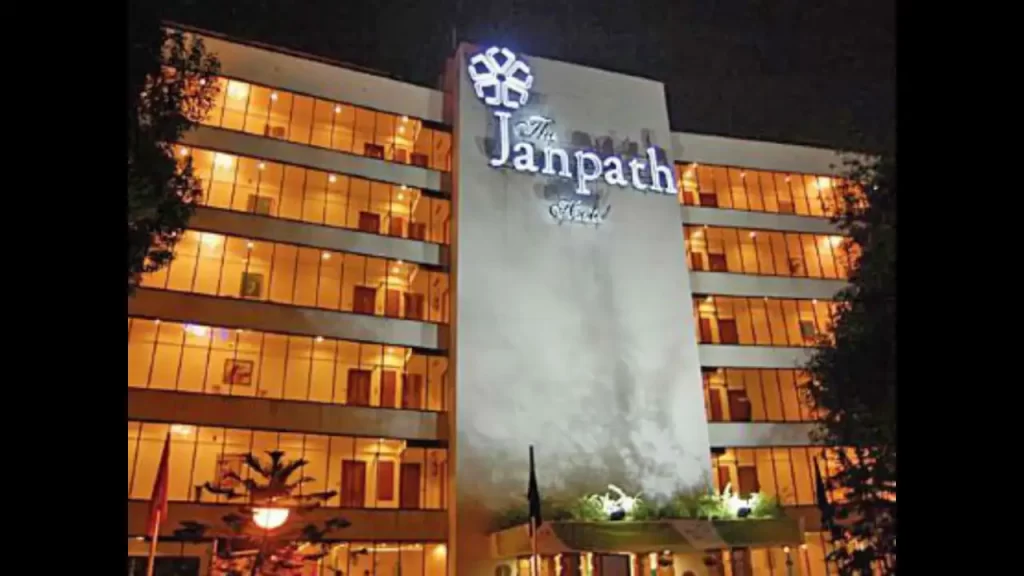 Taxi from Janpath Hotel